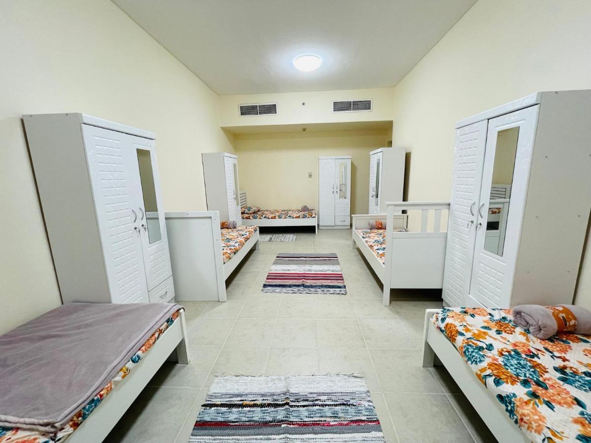 Dubai Hostel Zewnętrze zdjęcie